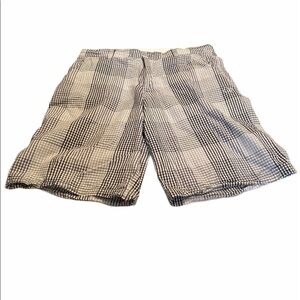 OP shorts black/white checkered design button zip closure phone pocket Size 34